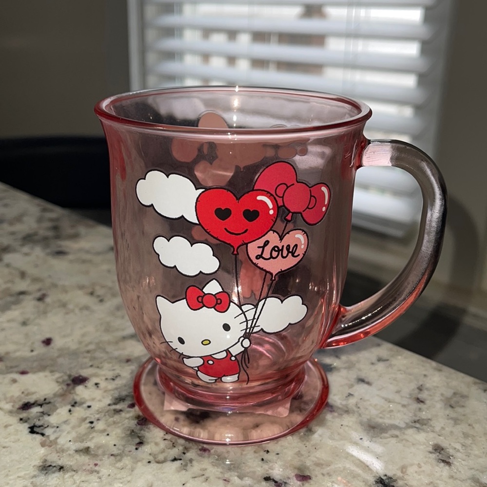 Hello kitty mug